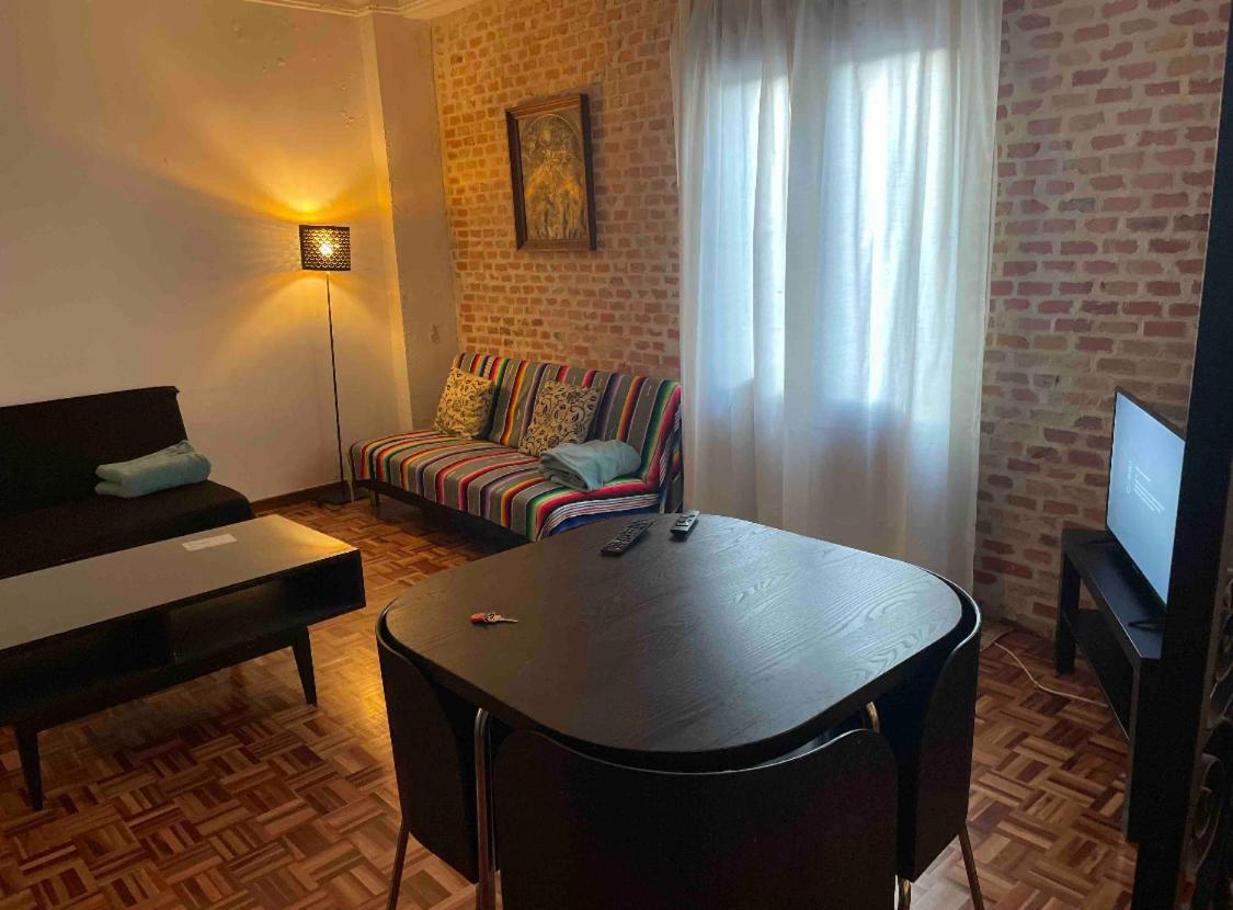 Alojamiento En El Centro De Toledo Apartment Exterior foto